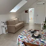 Mansardina A Due Passi Dal Mare *
