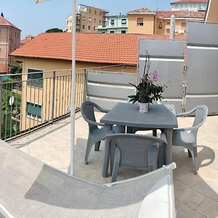 Mansardina A Due Passi Dal Mare Apartmán